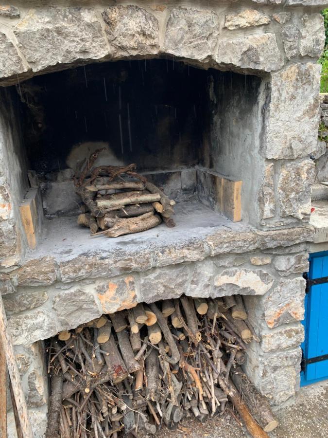 Lili Apartments, Sv Dunata 18 Kornić Exteriör bild