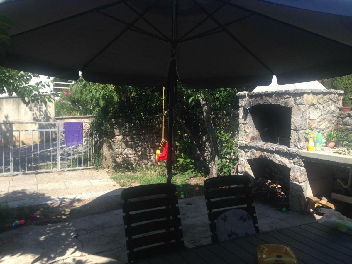 Lili Apartments, Sv Dunata 18 Kornić Exteriör bild